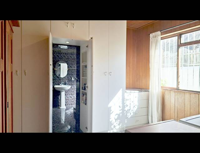 2 bed property to rent in OBSERVATORY
